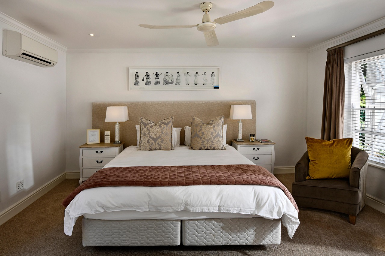 room, bedroom, bed, table, sofa, window, relax, hotel, bedroom, bedroom, bedroom, bedroom, bedroom, hotel, hotel